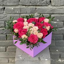 Цветочная композиция из Розы в коробке в Раздольном Приморского края