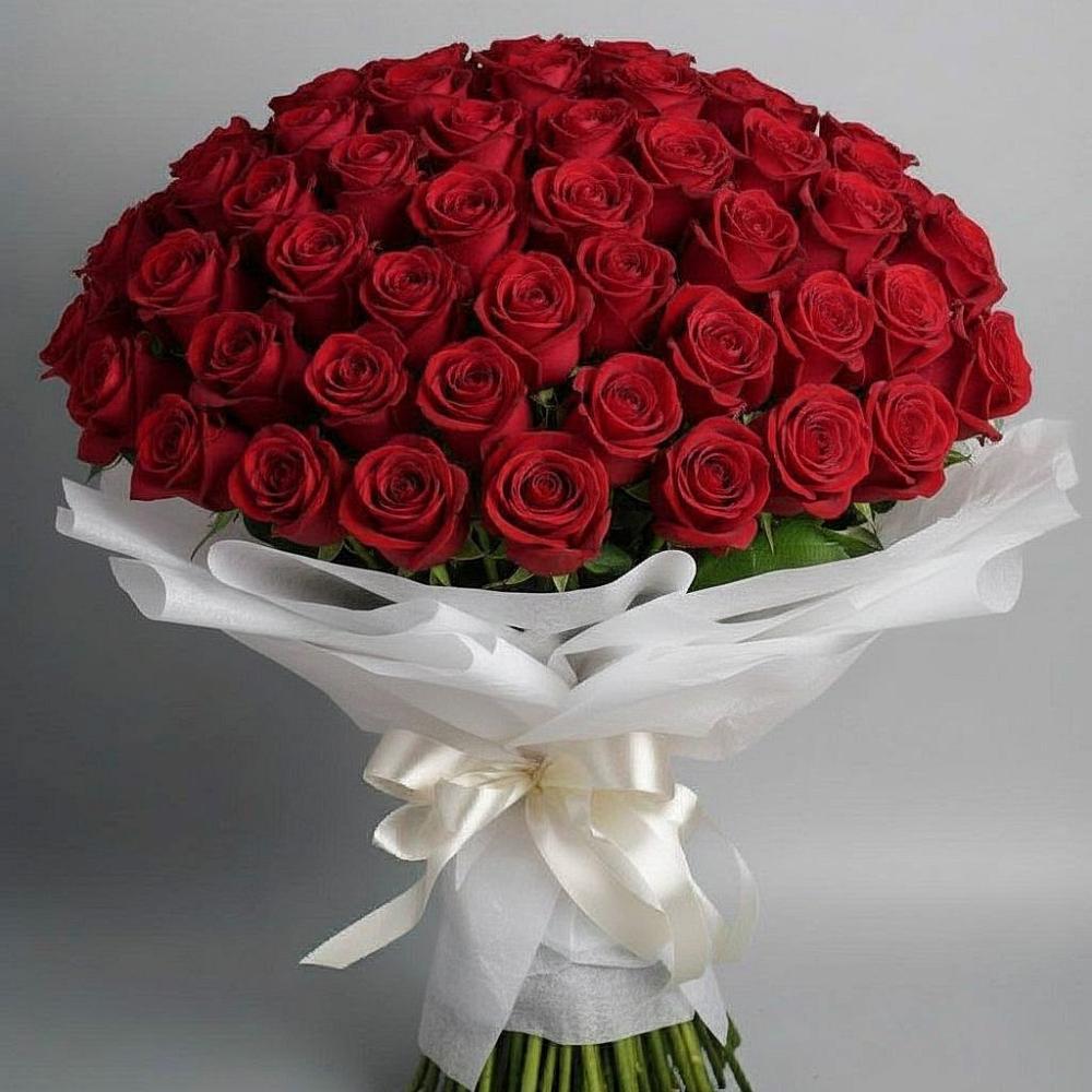 Букет 101 Красная роза Блэк Мэджик в Раздольном Приморского края