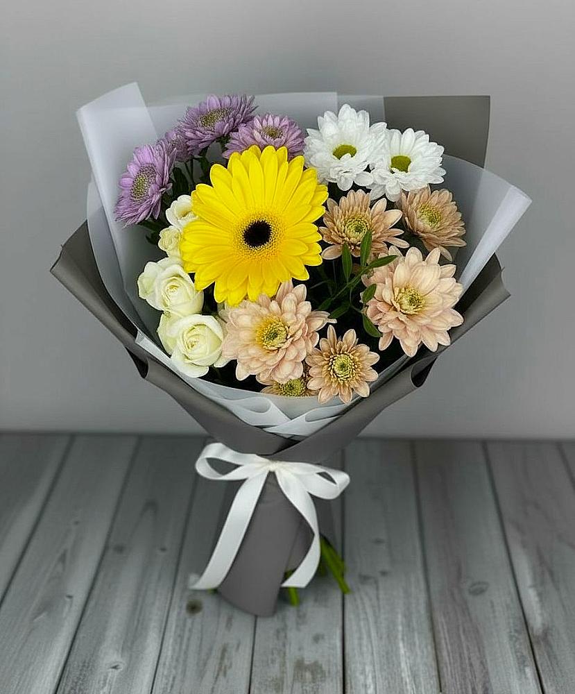 Букет цветов из: Розы, Герберы и Хризантемы в Раздольном Приморского края