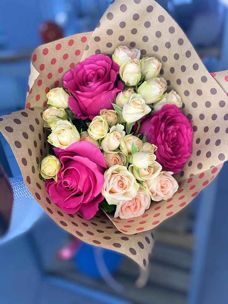 Букет цветов из: Розы в Раздольном Приморского края