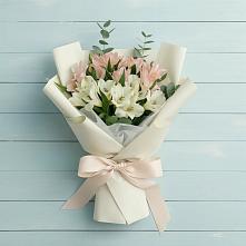 Букет цветов из:  Альстромерии в Раздольном Приморского края