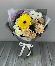 Букет цветов из:  Розы, Герберы и Хризантемы в Раздольном Приморского края