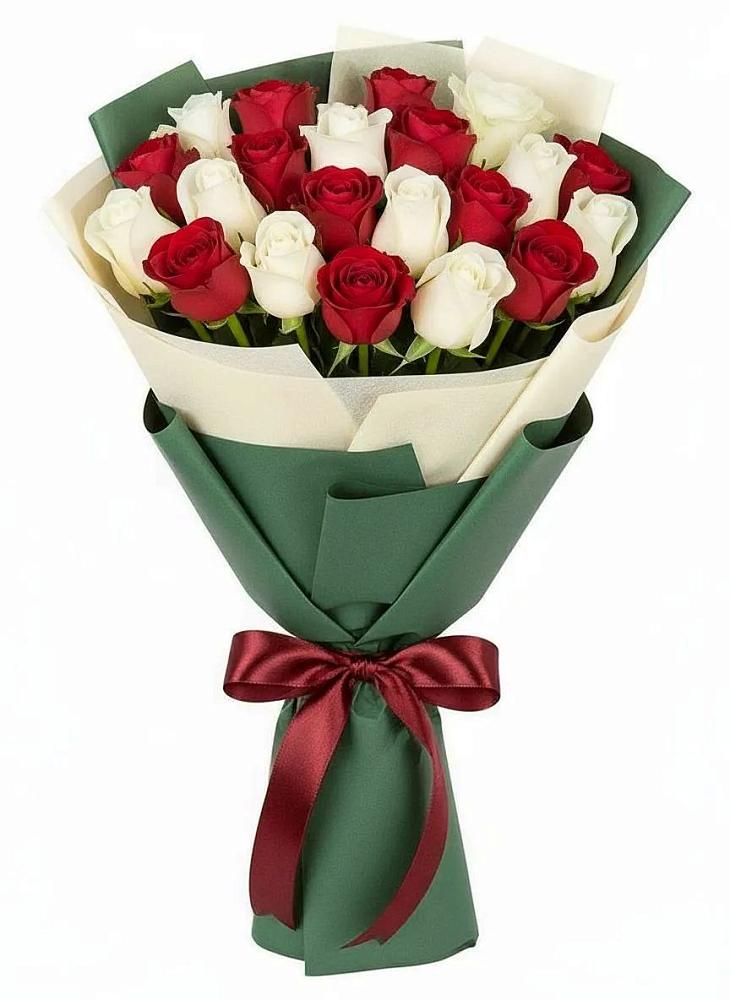 Букет Микс из красных и белых роз в Раздольном Приморского края