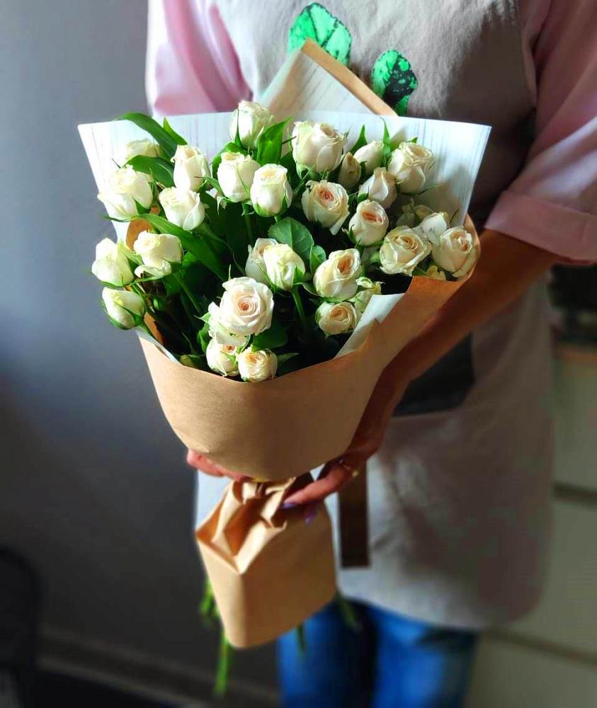Букет цветов из: Розы в Раздольном Приморского края