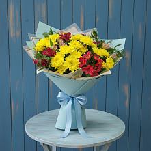 Букет цветов из:  Альстромерии и Хризантемы в Раздольном Приморского края