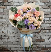 Букет цветов из:  Розы, Лизиантусы и Гвоздики #REPLACE_PRED# Раздольном Приморского края