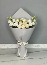 Букет цветов из:  Розы и Лизиантусы в Раздольном Приморского края